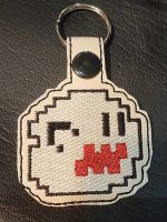 Retro 8-bit ghost icon keychain