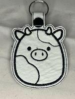 Squish Cow keychain / snap tab